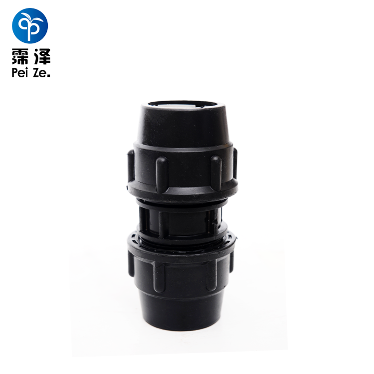 PE阴螺纹锁紧直通